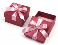 90030 Hard cardboard with ribbon on the lid,  a series of Pearl classic 60х60